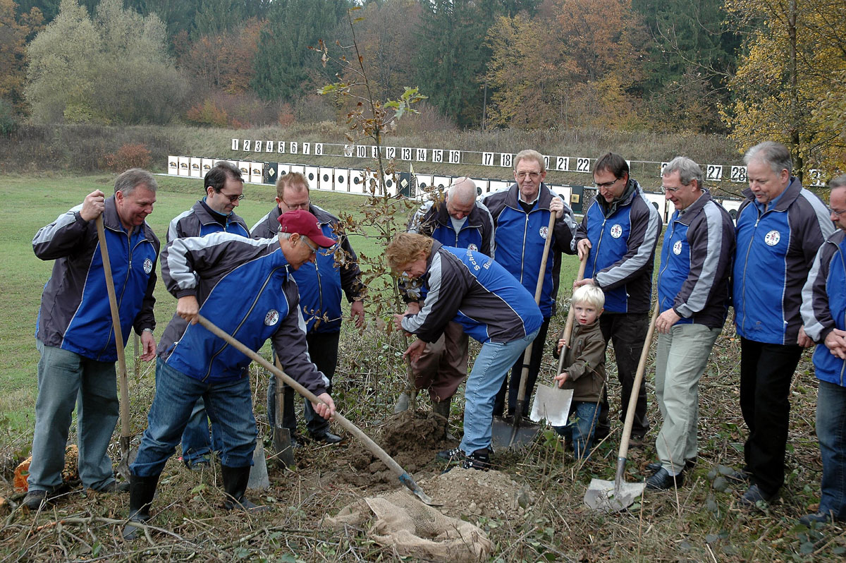 https://www.sb-buchs.ch/media/bildergalerie/meisterwaeldchen/eiche3.jpg